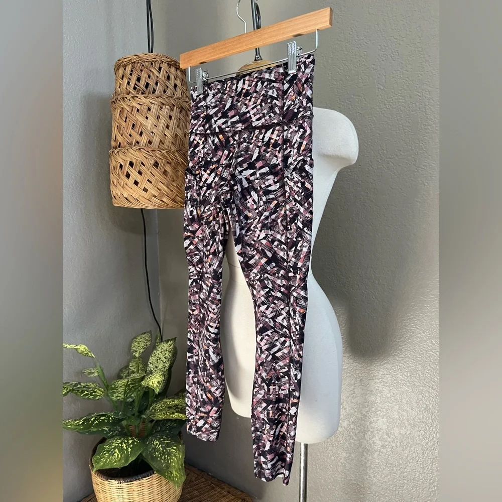 Lululemon Fast and Free Tight II 25